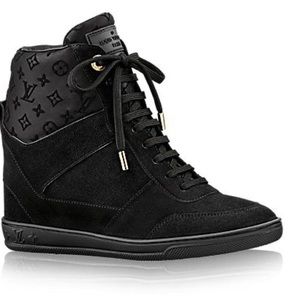 Sold on ebay Louis Vuitton Sneakers